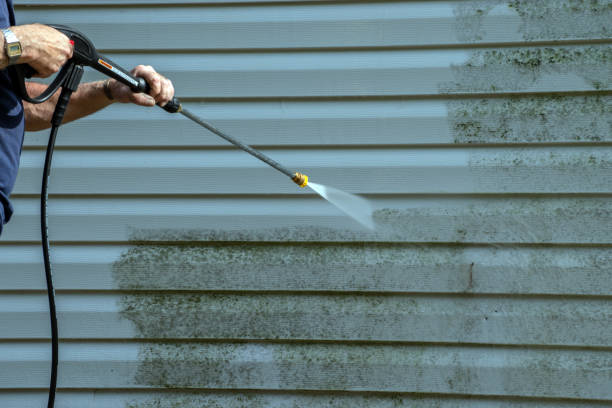 Best Deck Cleaning Services  in Bradford, RI